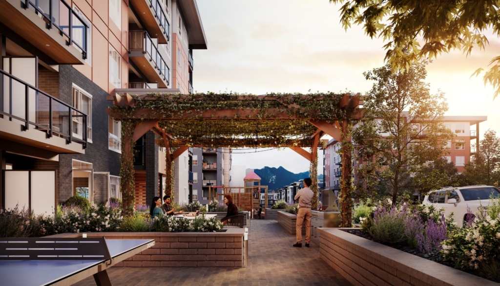 Pergola, BBQ and ping pong in the courtyard
